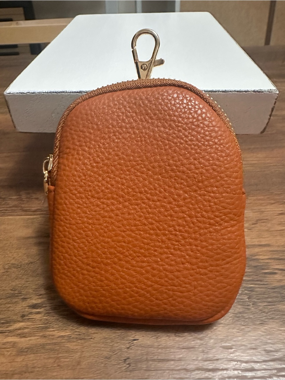 🆕 Pretty Simple Vegan Leather Clip-On Mini Pouch Cognac & Gold Tone Hardware C1
